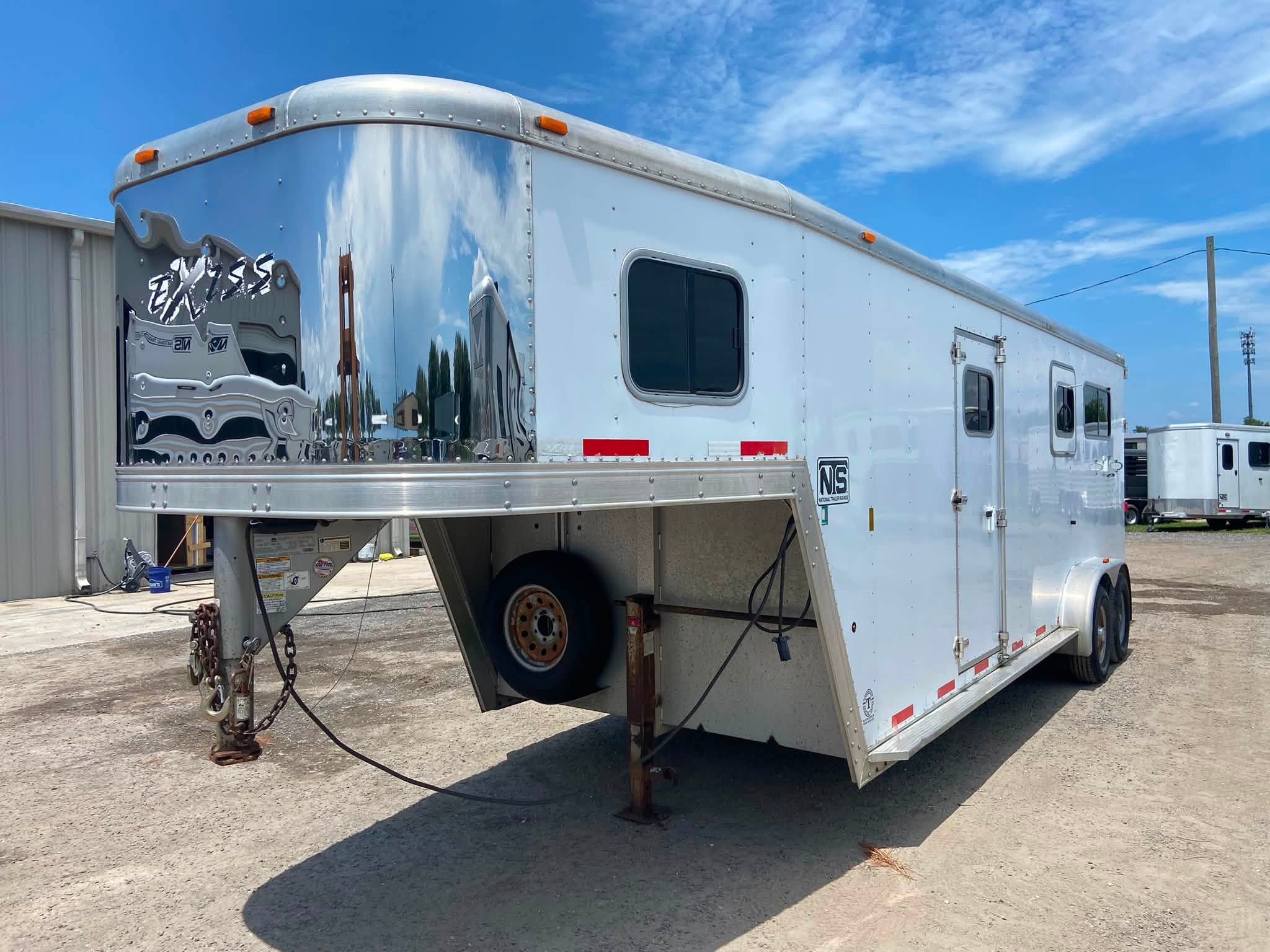 Trailer Photo 2