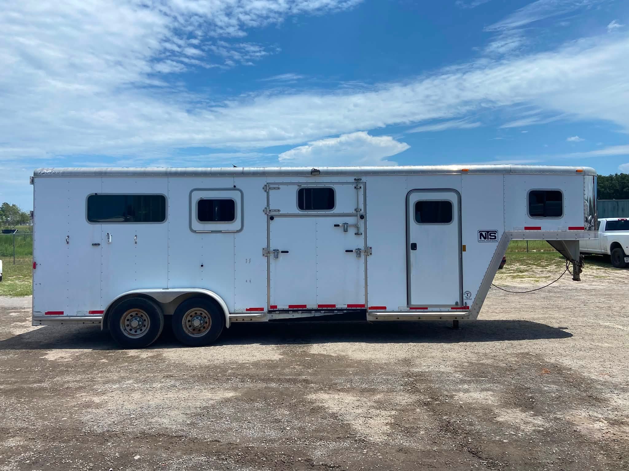 Trailer Photo 18