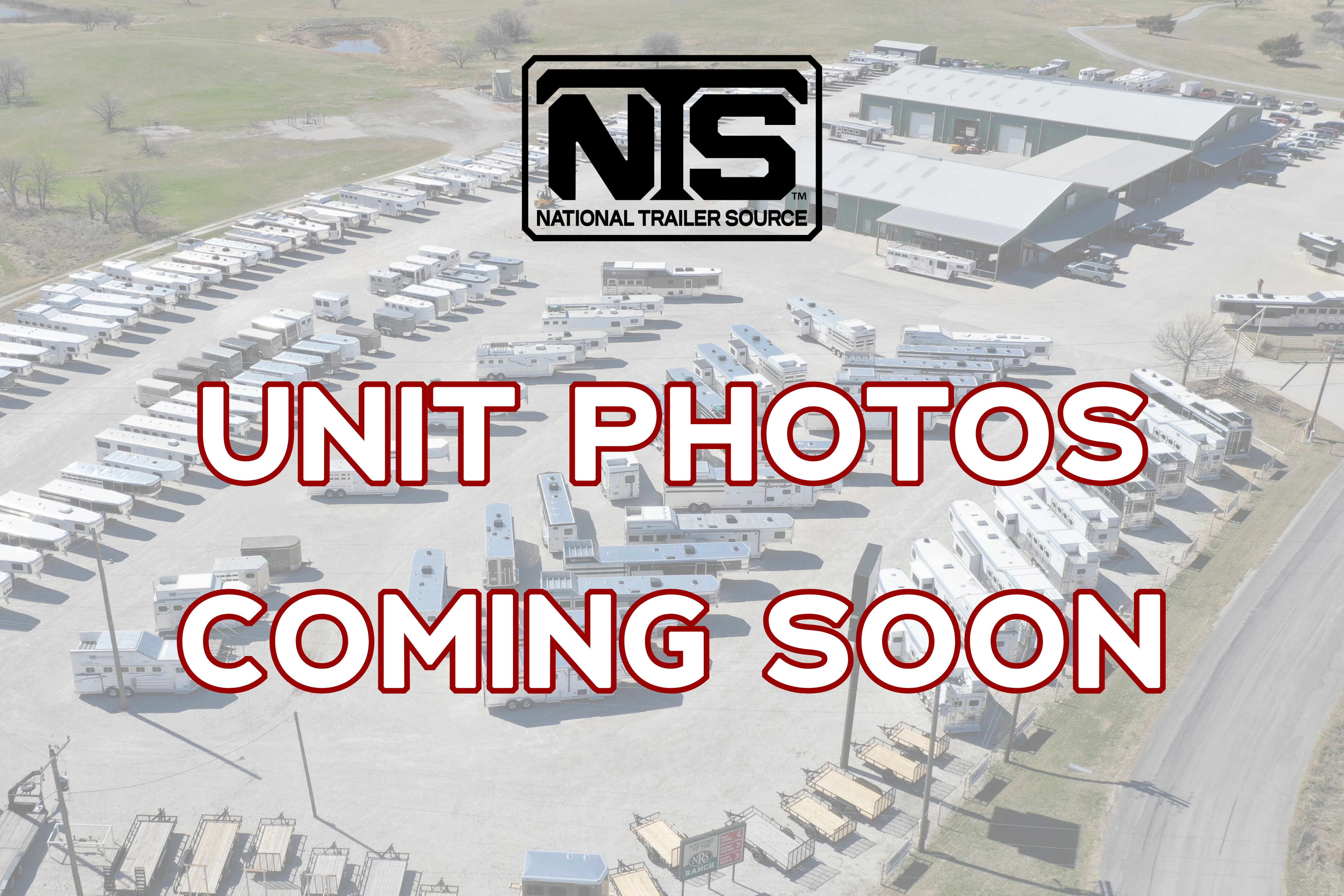 2027 Lakota Trailers Infinity 4 Horse Slant Load 16' Living Quarters