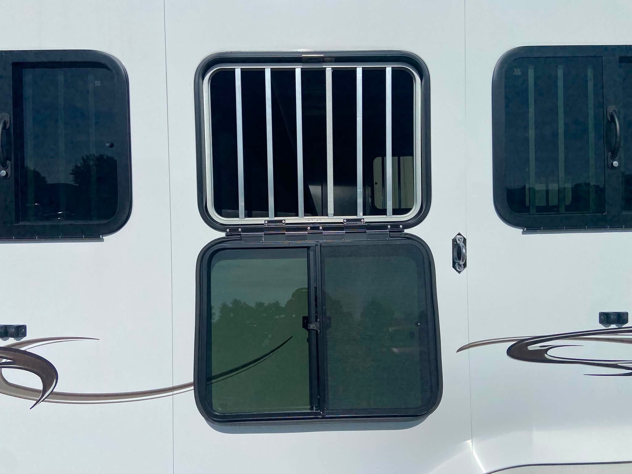 Trailer Photo 3