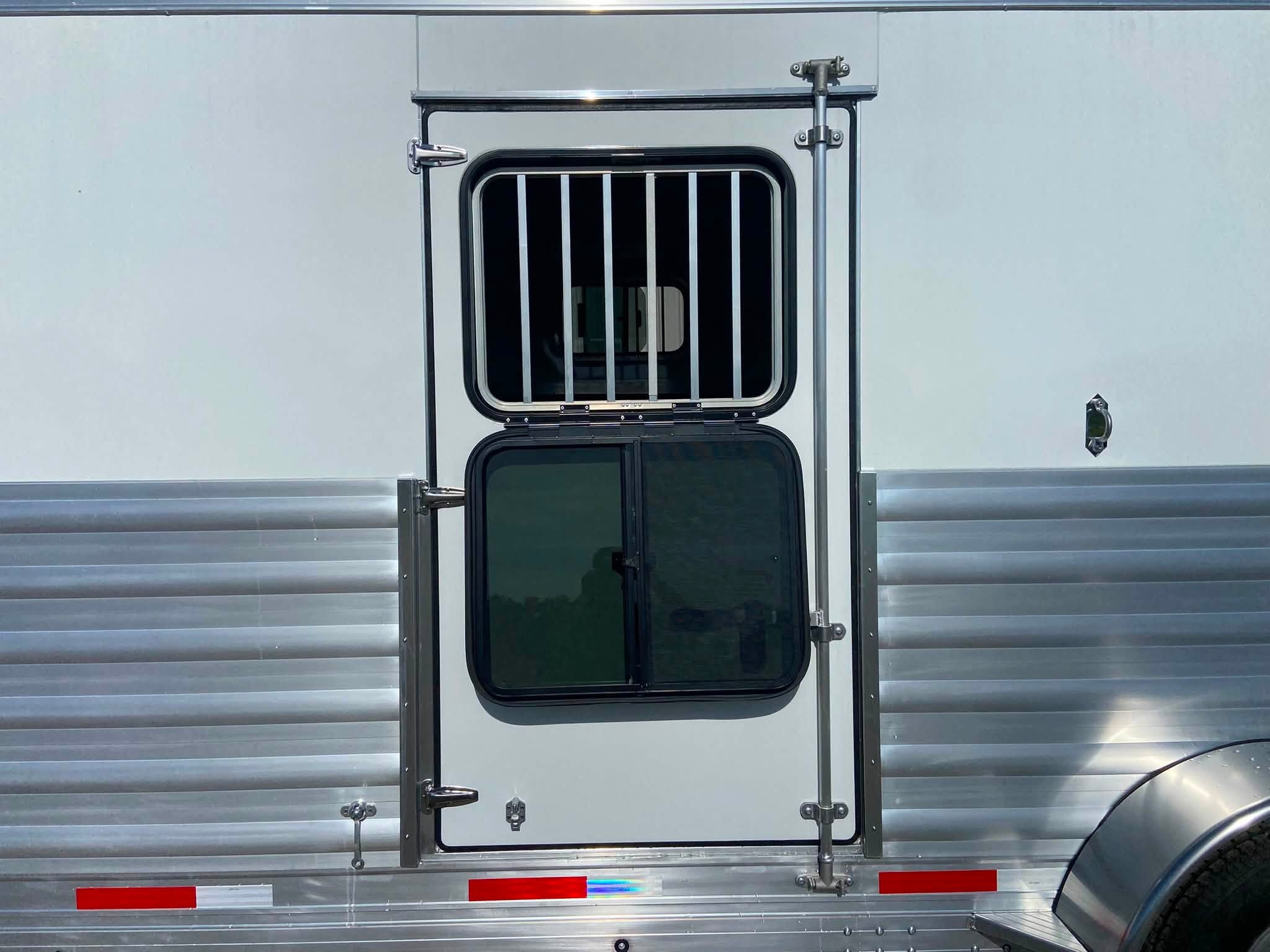 Trailer Photo 3